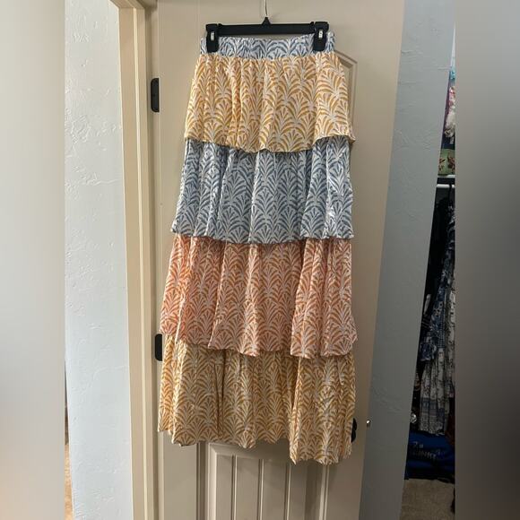 Aura Dresses & Skirts - Aura Tiered Maxi Skirt